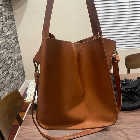 Madewell Sydney Tan Leather Tote Bag - Picture 2 of 6